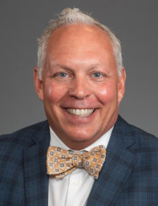 Richie Flowers headshot